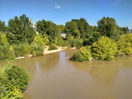 Le fleuve la Loire à Orléans